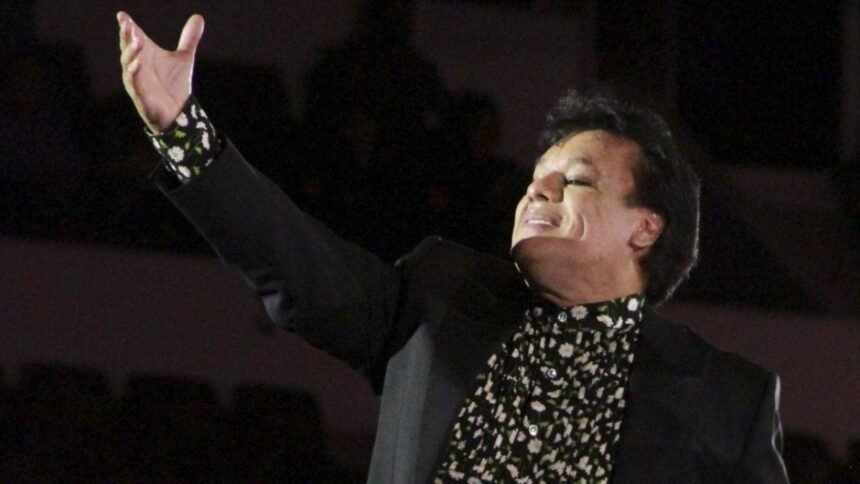 Anuncian novedades sobre Juan Gabriel en su 76º aniversario