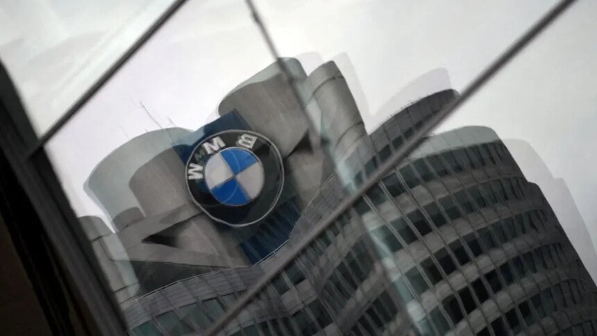 BMW retira más de cinco mil en México por falla de motor