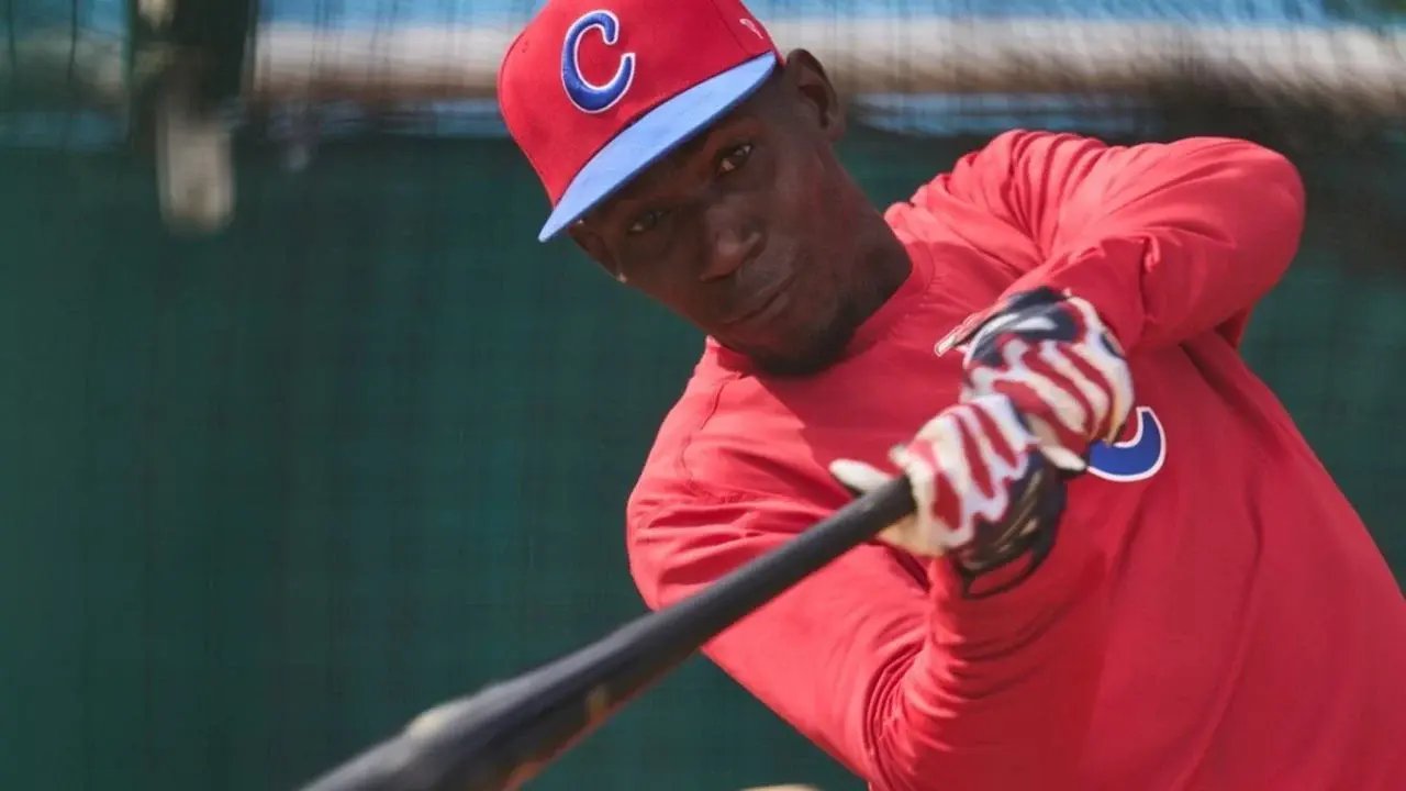 Béisbolistas cubanos esperan visas de EE. UU. para el Clásico Mundial