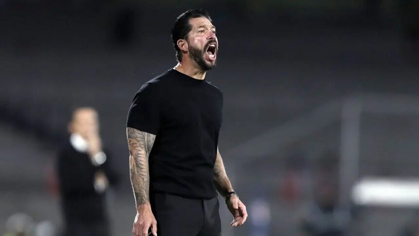 Benjamín Mora, primer técnico mexicano en China: dirigirá al Wuhan Three Towns