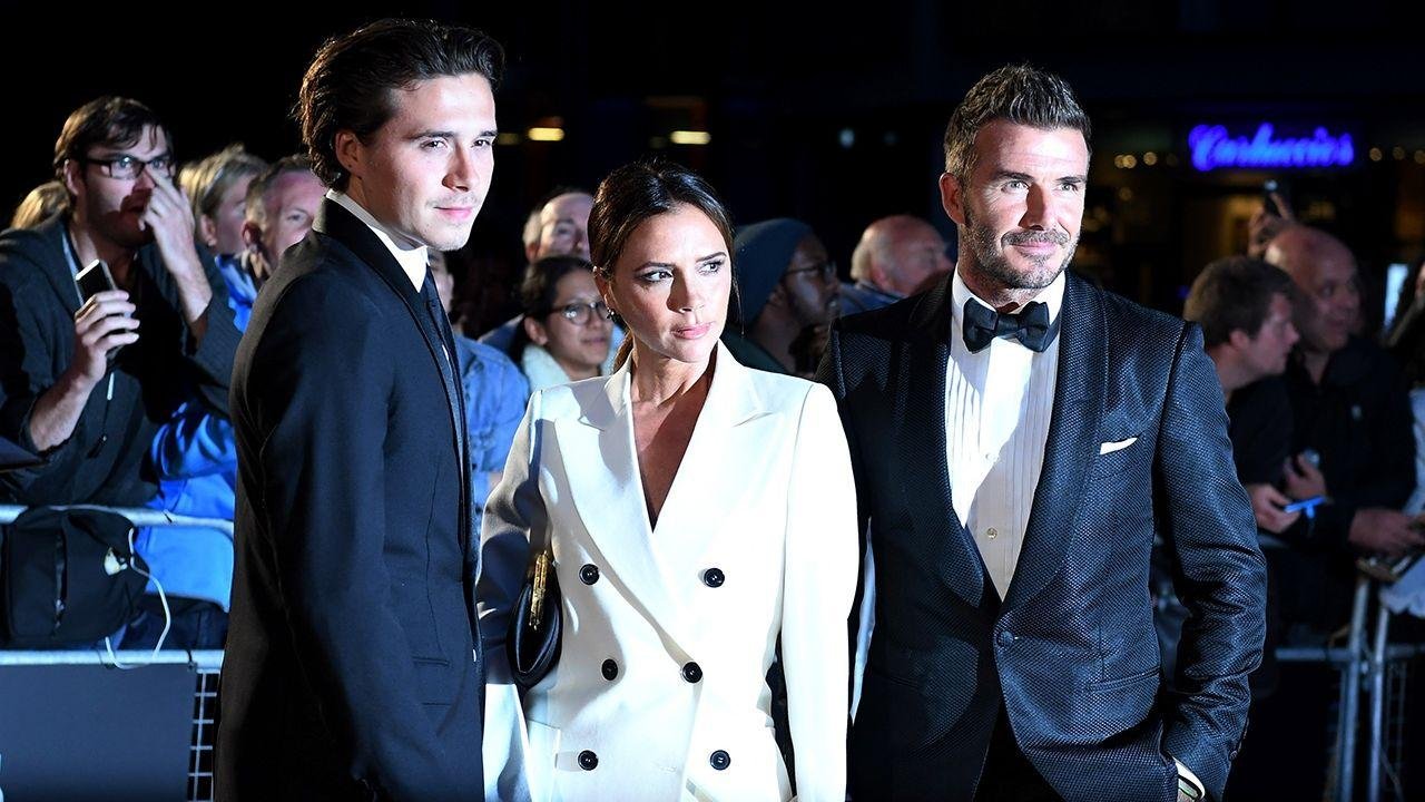 Brooklyn expone a David y Victoria por disputa de la marca Beckham