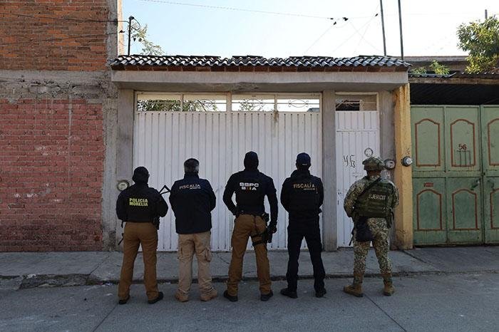 Cateos en Morelia: aseguran 800 dosis de droga y detienen a tres