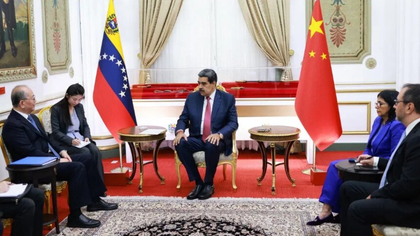 Enviado de Xi Jinping visita Maduro en Caracas por tensiones con EE.UU.