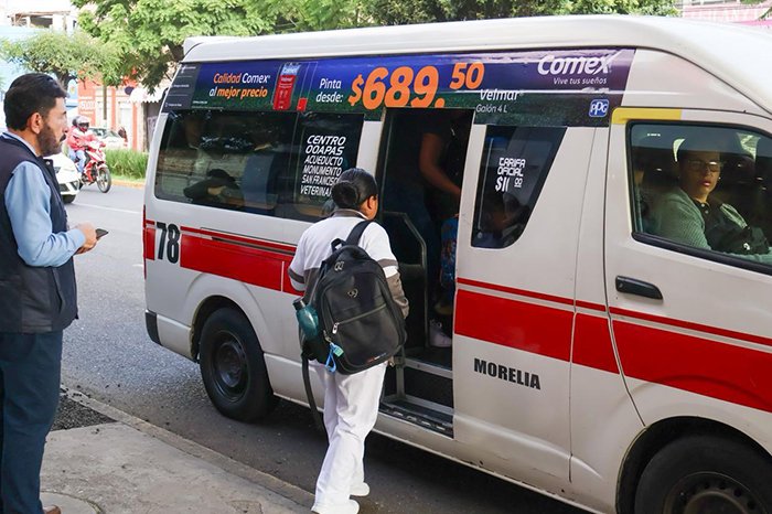 Morelia: Combis ofrecerán servicio gratuito a menores el 5 de enero