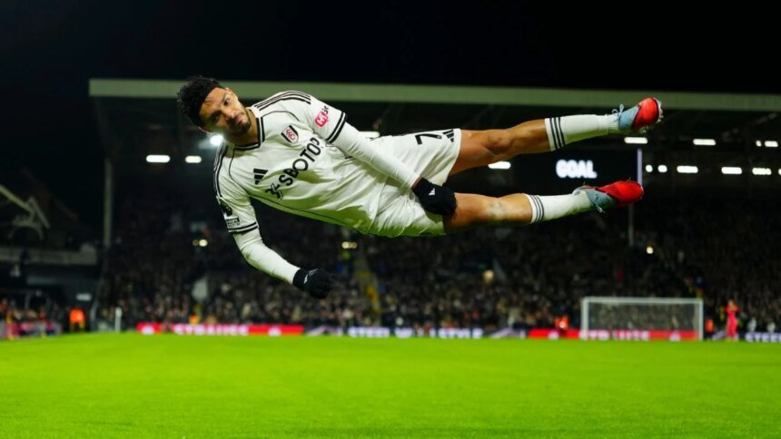 Raúl Jiménez celebra con gesto gamer tras marcarle al Chelsea
