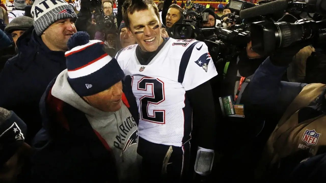 Tom Brady desaprueba exclusión de Bill Belichick del Salón de la Fama