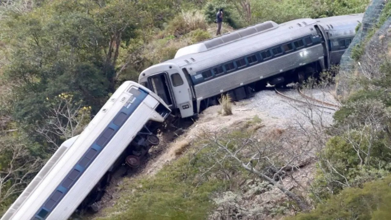 Víctimas del Tren Interoceánico en Oaxaca promueven audiencia de control por omisión