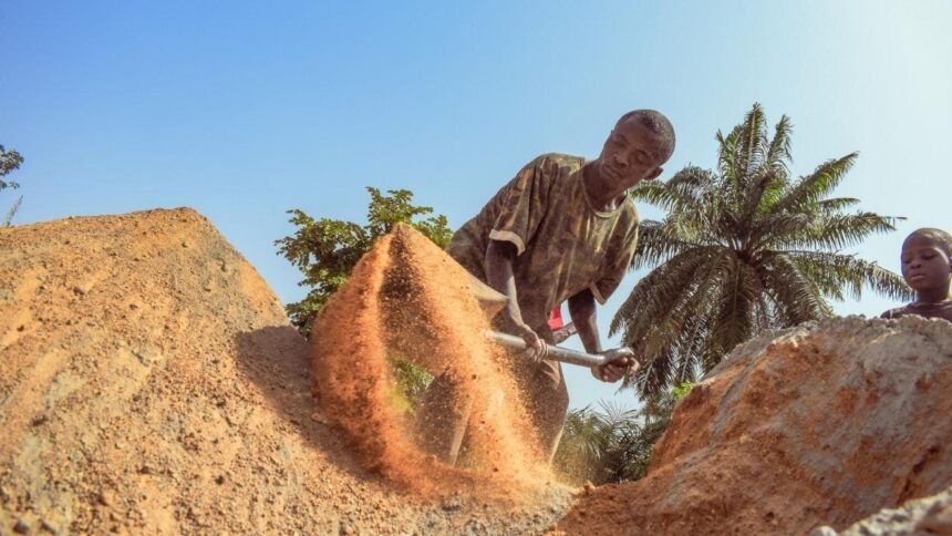 37 muertos en mina de Nigeria tras fuga de gas tóxico