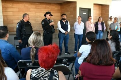 Atienden inquietudes de vecinas y vecinos de Residencial Horizontes