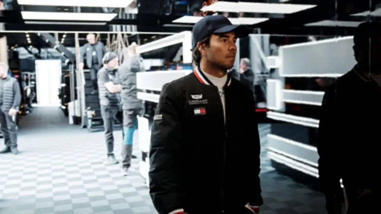 Checo Pérez responde a pronósticos negativos sobre Cadillac en su debut F1