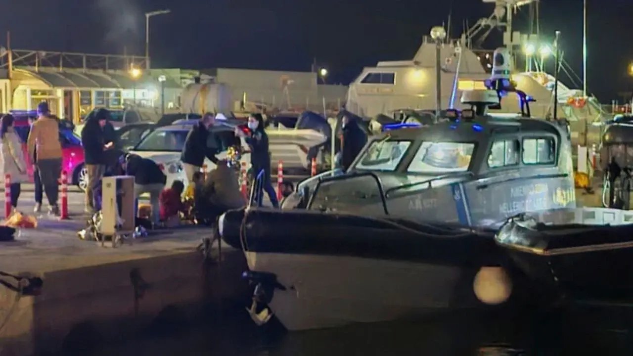 Choque de lancha con migrantes en Grecia deja 15 fallecidos; buscan desaparecidos