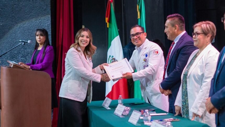 Concluyen estudios 344 nuevos especialistas en IMSS Guanajuato