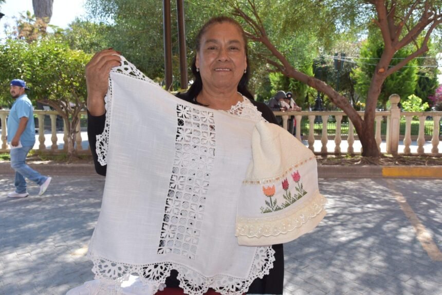 Guanajuato capacita a 342 artesanos para fortalecer la producción artesanal