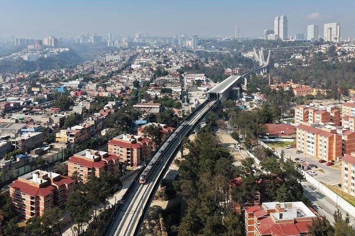 Inauguran tren CDMX–Toluca tras 12 años de obras