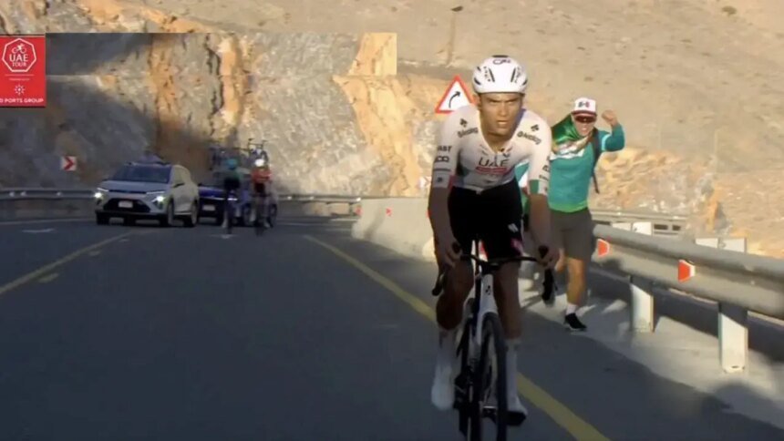 Isaac del Toro remonta y asciende a segundo en el UAE Tour
