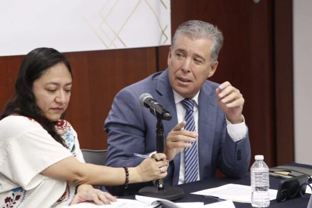 Miguel Márquez advierte rezago de México en Inteligencia Artificial tras reunión en el Senado