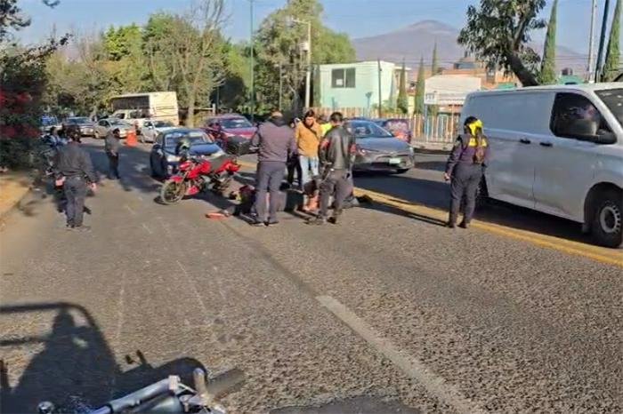 Motociclista grave tras choque en avenida Madero, Morelia, Michoacán