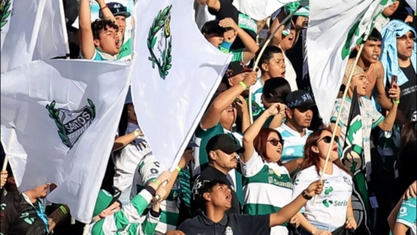 Personal del Estadio Corona impide protesta con bolsas y expulsa pareja