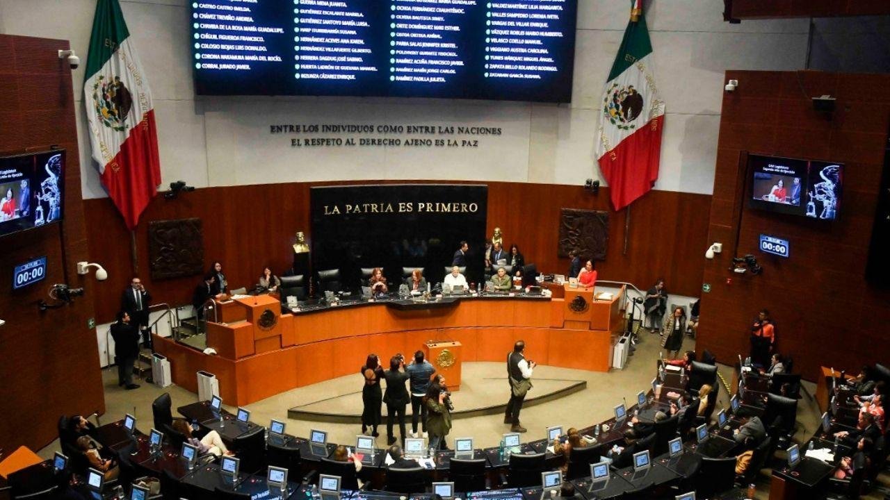 Presidenta del Senado defiende presentación y normas estéticas en la Cámara Alta