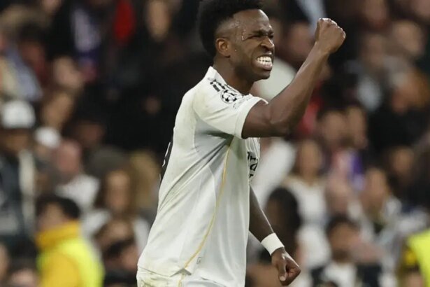 Real Madrid vence al Benfica y avanza a octavos; Vinícius anota