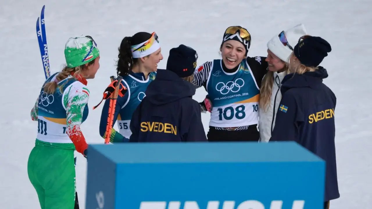 Regina Martínez, última en 10 km de esquí, recibe felicitaciones