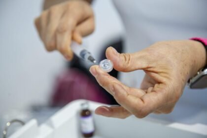 SSG aplicó más de 6,000 dosis contra sarampión en 15 macropuntos