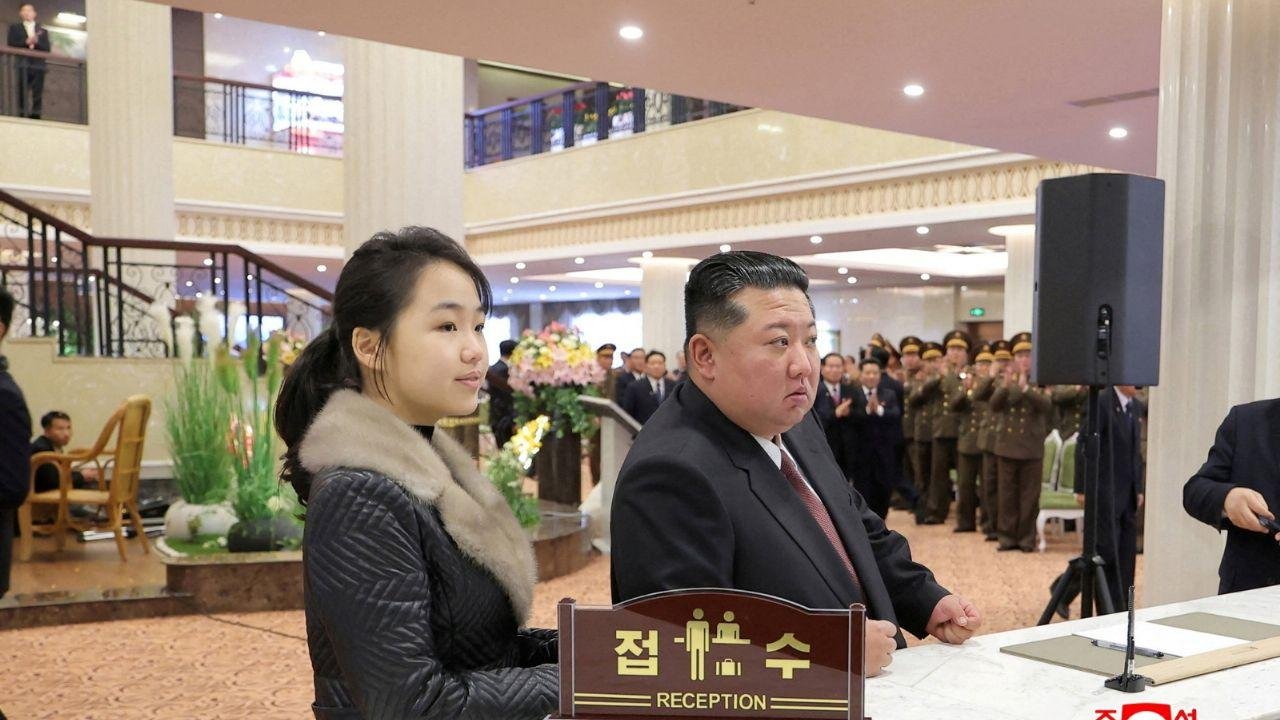 Seúl: agencia reporta posible sucesión de la hija de Kim Jong-un