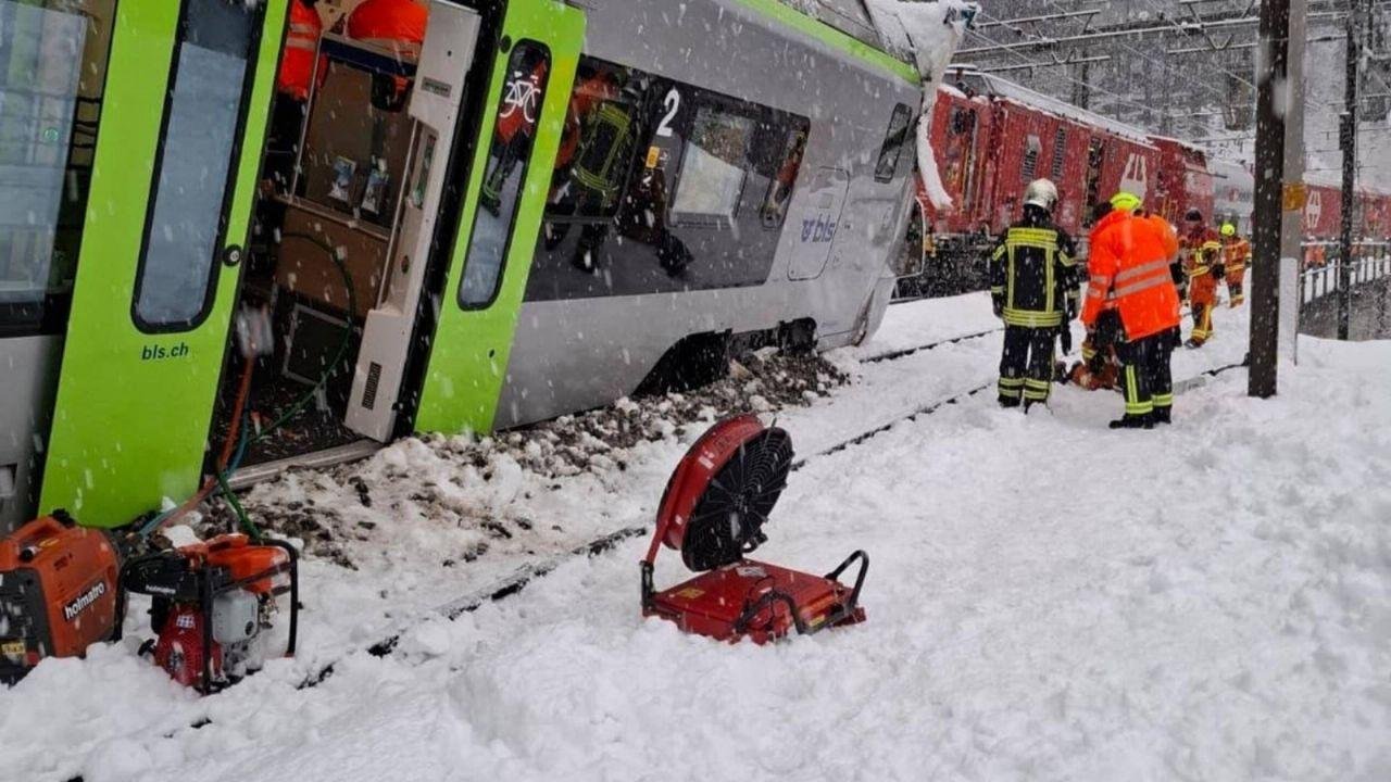 Tren descarrila en Suiza tras avalancha de nieve; cinco heridos – ODN