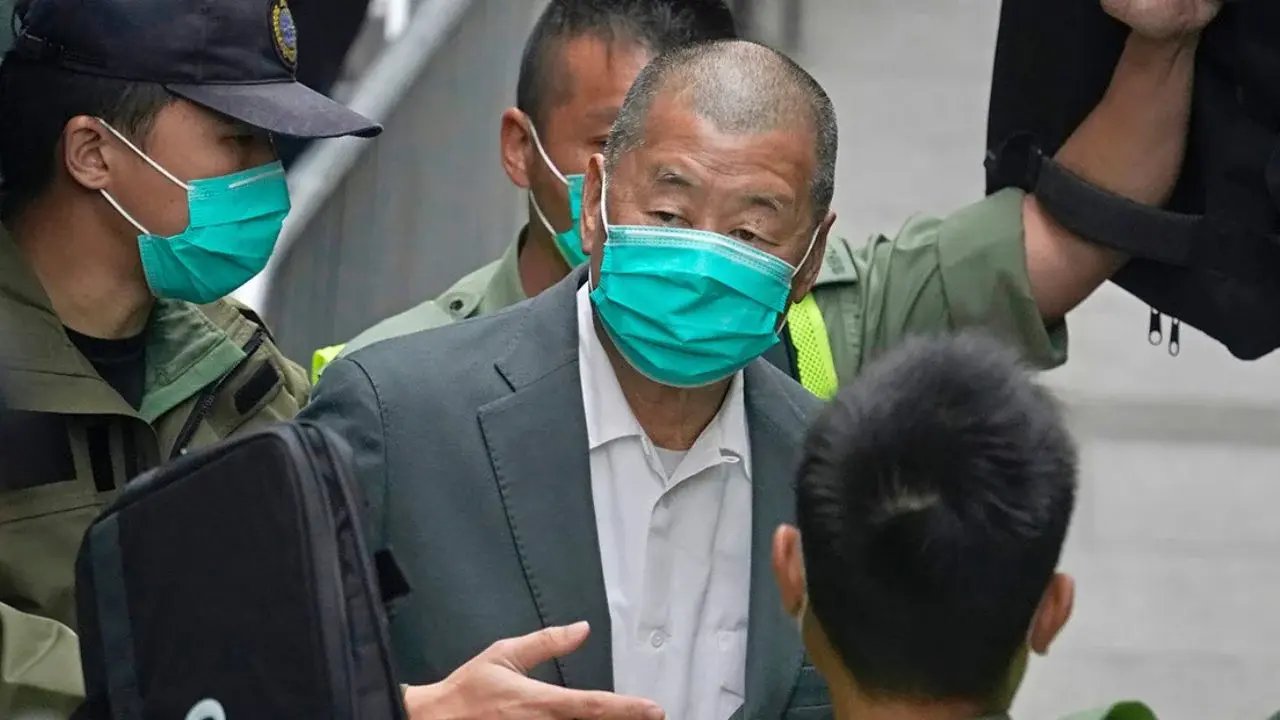 Tribunal de Hong Kong impone 20 años de cárcel a Jimmy Lai