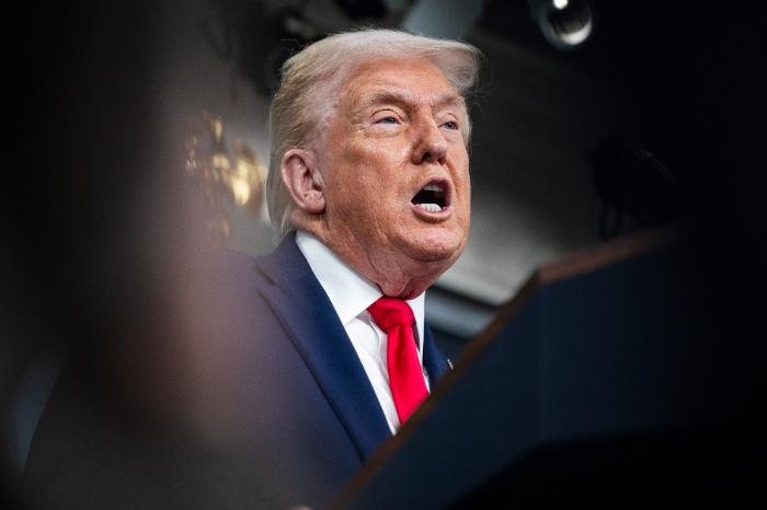 Washington: Trump amenaza con ataque a Irán si no hay acuerdo nuclear