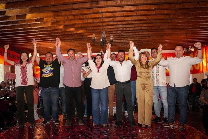 Alcaldes de la Región Lacustre de Pátzcuaro, Michoacán, respaldan a Gladyz Butanda