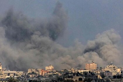 Bombardeo en Kabul provoca más de 200 muertos y 400 heridos