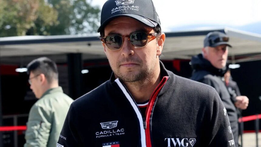 Checo Pérez saldrá último en sprint de China por falla de bomba