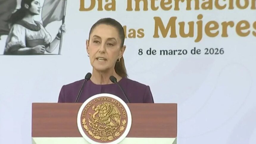 Ciudad de México: Sheinbaum distingue a mujeres militares 'tejedoras de la patria'