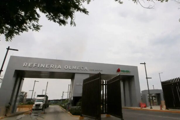 Confirman cinco fallecimientos en incendio de la refinería Dos Bocas, Paraíso, Tabasco