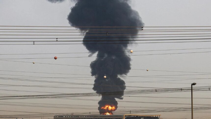 EE. UU. ataca instalaciones de misiles iraníes cerca de Bandar Abbas, Irán