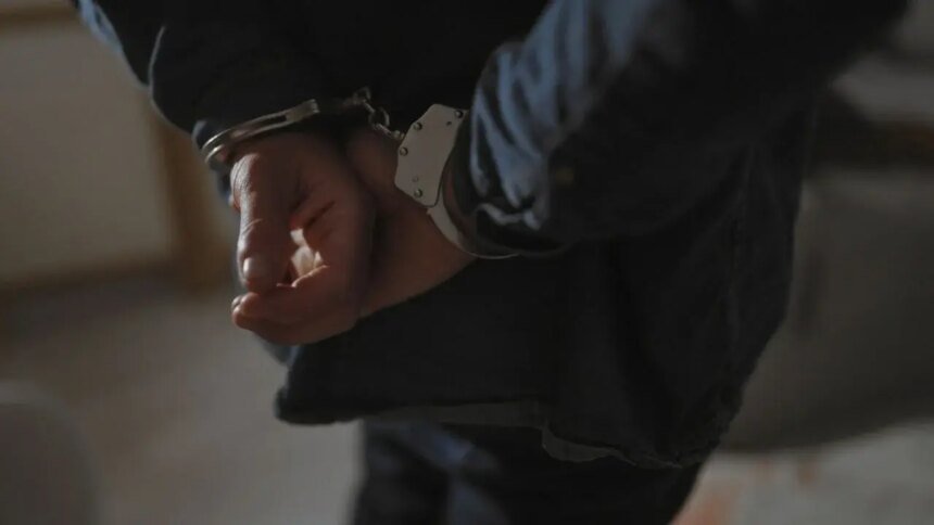 En Hong Kong, ocho arrestados por trama de sobornos y fraude financiero