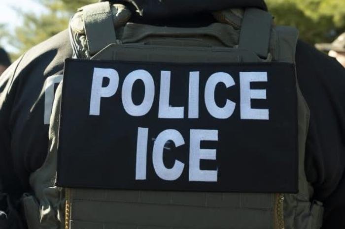 Familia exige justicia tras muerte de mexicano en custodia de ICE