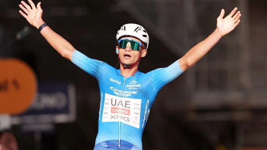 Isaac del Toro gana sexta etapa y prácticamente asegura el Tirreno-Adriático