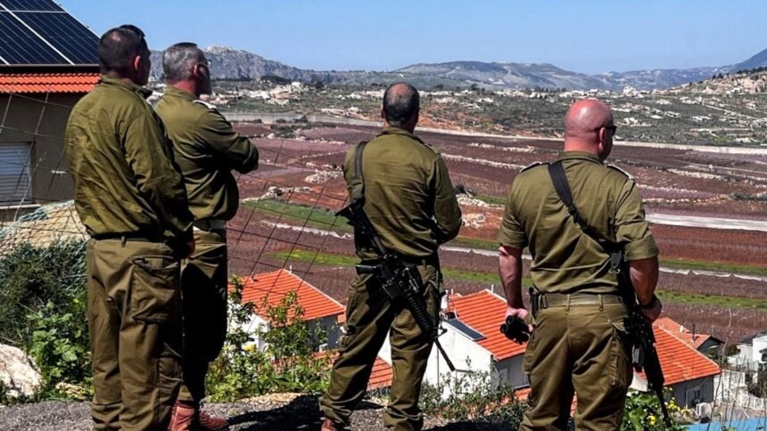 Israel declara haber atacado 320 objetivos de Hezbolá, 80 en 24 horas