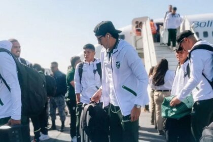 La selección boliviana llega a Monterrey para el repechaje al Mundial 2026