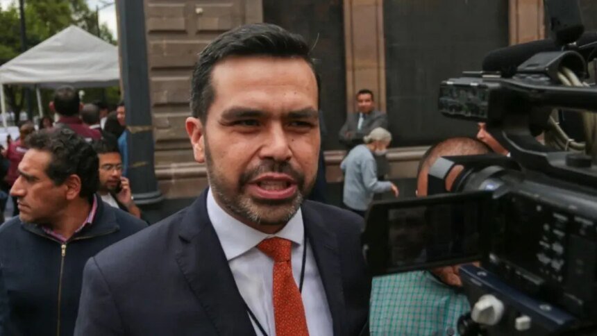 Máynez ve coincidencias MC-Sheinbaum y descarta revocación 2027 en CDMX