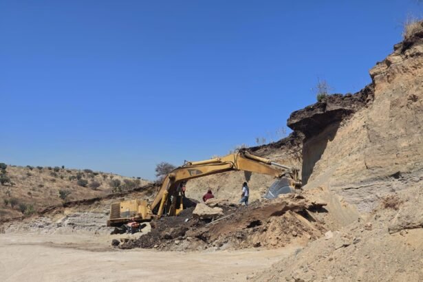 PAOT suspende operaciones de banco de material en Valle de Santiago, Guanajuato