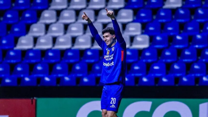 Paradela, con taquito, clasifica a Cruz Azul a cuartos de Concachampions