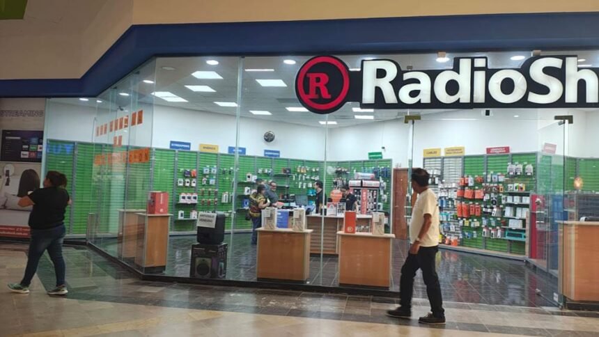 Quiebra de RadioShack repercute en empleo y comercio de Irapuato