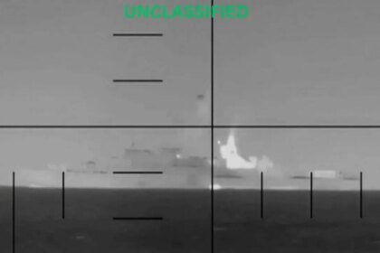 Teherán reporta 83 muertos por hundimiento de fragata tras ataque estadounidense