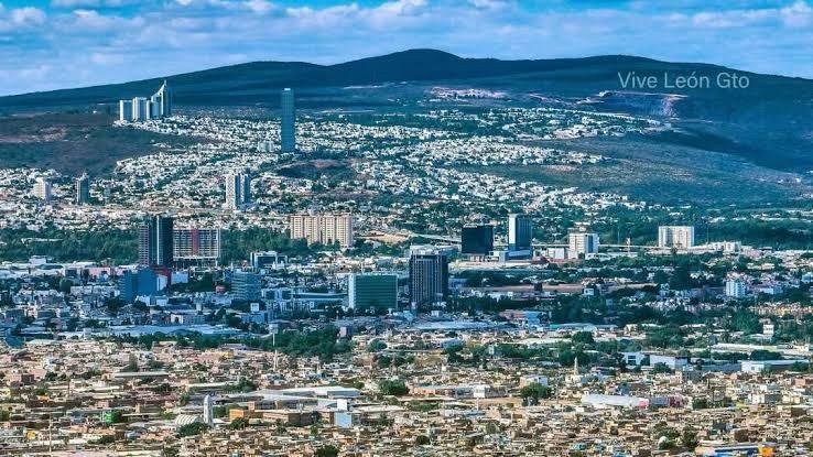 Vecinos denuncian problemas de inseguridad en colonias al norte de León rumbo a Lagos de Moreno