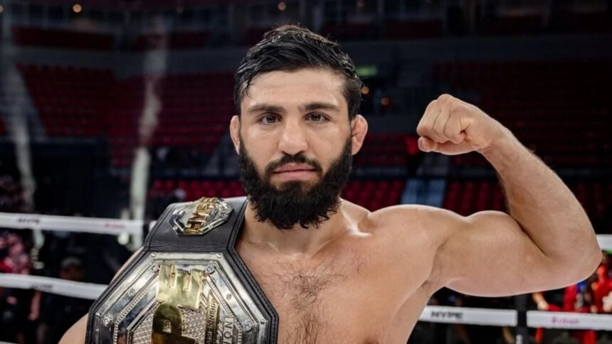 Arman Tsarukyan retirado de vuelo por no activar modo avión Contacto