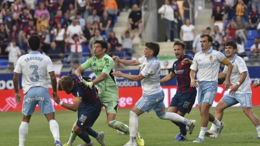 Esteban Andrada suspendido 13 partidos por agresión en Segunda División Española Contacto