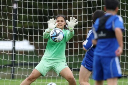 Las mujeres de Afganistán podrán representar a su país en el fútbol Contacto